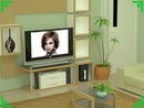 Dzīvojamās istabas aina LG LCD plakanais ekrāns