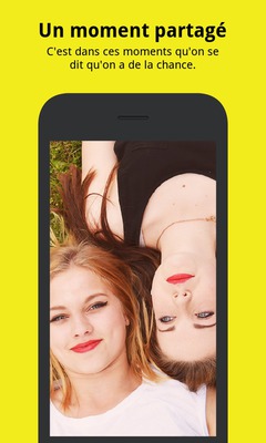 Teks smartphone dengan gaya lembar produk snapchat Photomontage