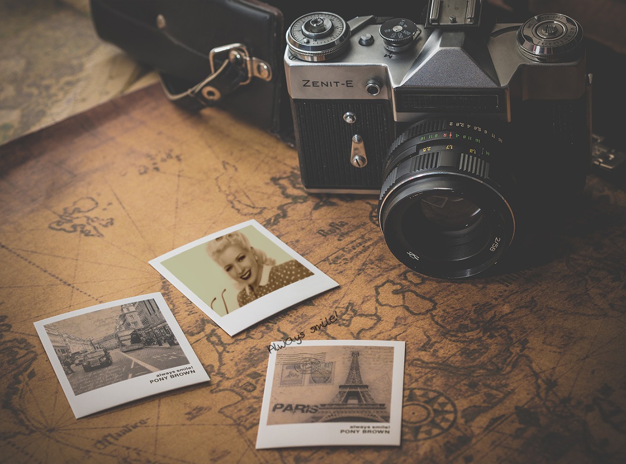 Escrivaninha Polaroid vintage Fotomontagem