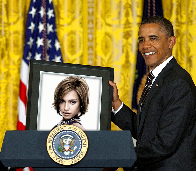 Fotografia v ráme, ktorú drží prezident Spojených štátov Barack Obama Fotomontáž