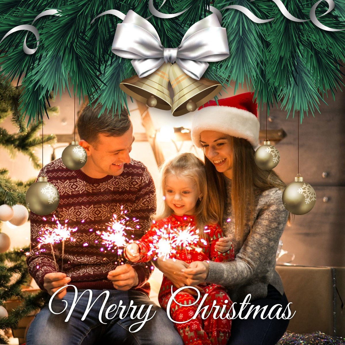 Vianoce s jedľou a striebornými guľami Fotomontáž
