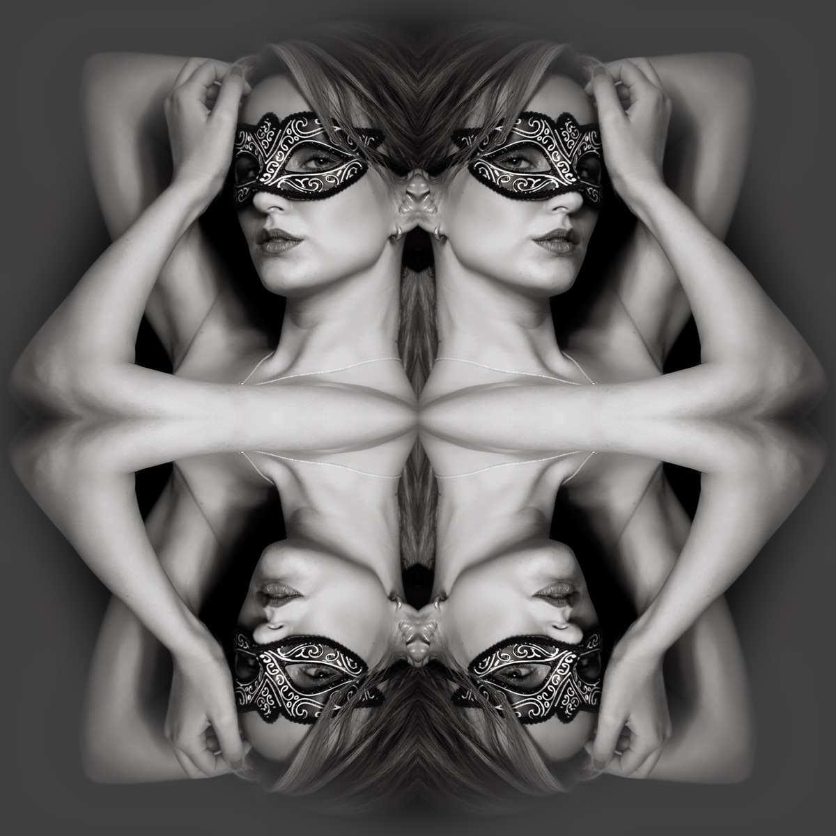 Foto digandakan dalam simetri Photomontage