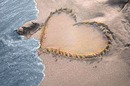 Coeur sur le sable