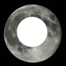 Le visage dans la lune