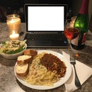 Laptop dinner