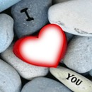 I love You, corazón entre piedras, 1 foto
