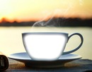Tasse de café-lever du soleil
