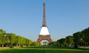 Affiche sur la Tour Eiffel