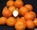 sous un tas d'orange