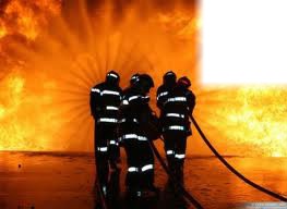 pompier feu Montaje fotografico