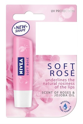 Nivea Soft Rose Lip Balm Fotómontázs
