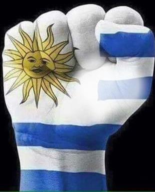 Fuerza Uruguay Φωτομοντάζ