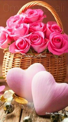 canasta de rosas y corazon Photomontage