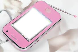 celular rosa Fotomontaža