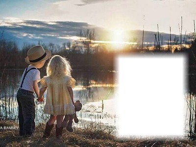 Enfants-coucher de soleil-nature Photo frame effect