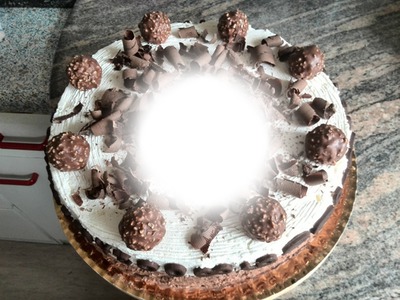 torta compleanno Fotomontaggio