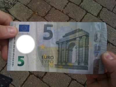 5 euro Fotomontagem