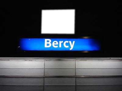 Panneau de Station Métro Bercy Фотомонтажа
