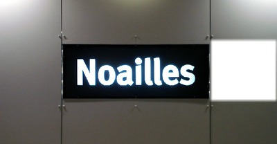 Panneau de Station Noailles Фотомонтажа
