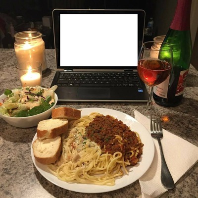 Laptop dinner Φωτομοντάζ