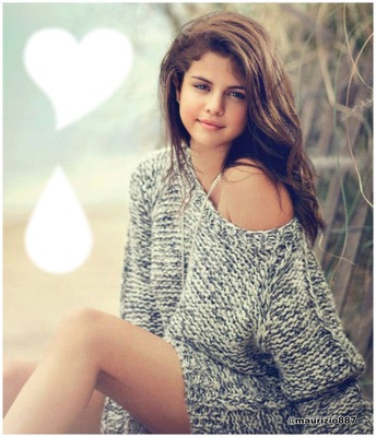 Selena et 2 photos Photo frame effect