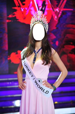 Miss Turkey World Fotomontaža