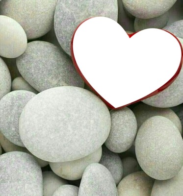Corazón entre piedras, 1 foto フォトモンタージュ