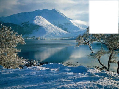 Paysage de montagne avec neige Montaje fotografico