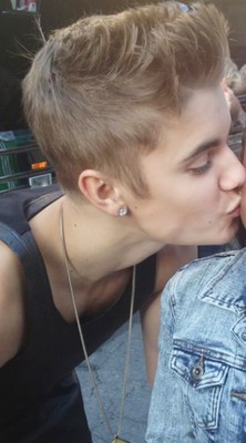 kiss Mr Bieber Fotomontaža