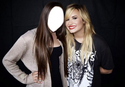 Demi Lovato With A Fan Fotomontaža