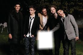 the wanted :D Photo frame effect