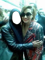 Demi Lovato and Demi's Muslim Lovatic Fotomontaggio