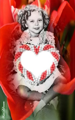 SHIRLEY TEMPLE WITH CANDY HEART Photo frame effect