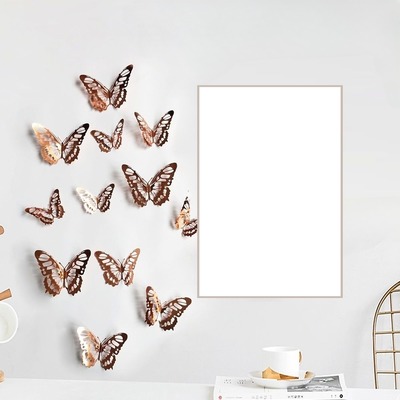 adornos mariposas en pared. フォトモンタージュ