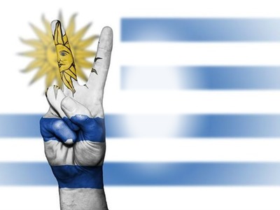 Cc bandera Uruguay Fotomontáž