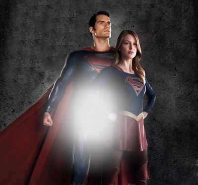 superman v supergirl Fotomontaż