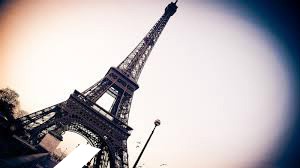 Eiffel kulesi Valokuvamontaasi