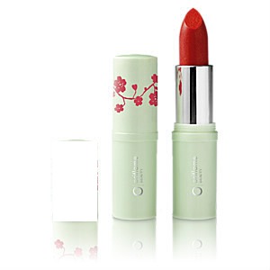Oriflame Beauty Cherry Garden Lipstick Valokuvamontaasi