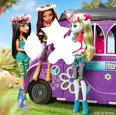 Cleo De Nile, Clawdeen Wolf and Lagoona Blue (monster high the dolls) Fotomontasje