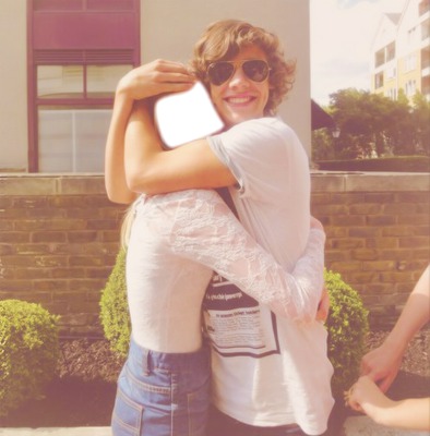 Harry styles hug. Fotomontaż