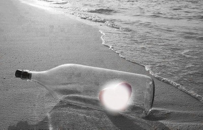 Love Garrafa na Praia Fotomontagem
