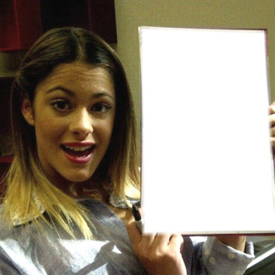 Martina Stoessel Fotomontaż