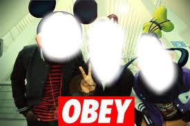 OBEY mickey.... Montage photo