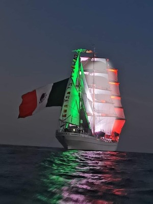 renewilly bandera en barco Montaje fotografico