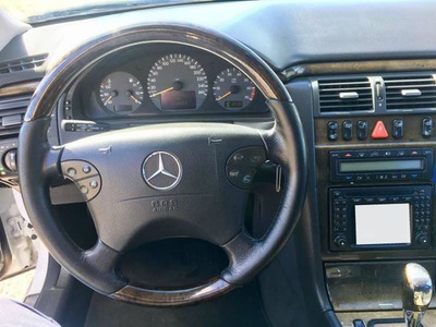 Mercedes-Benz e320 Fotomontage