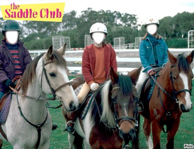 the saddle club ( lisa, stef, carole à cheval ) Montaje fotografico