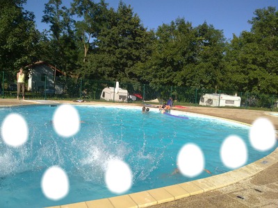la piscine en famille Photomontage