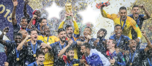 2 étoiles coupe du monde Fotomontaggio