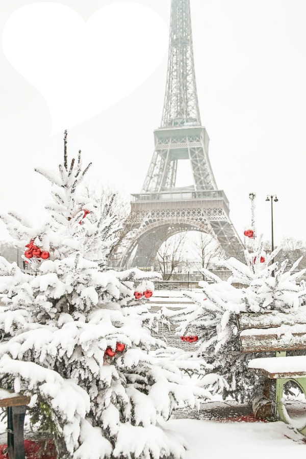 Paris sous la neige a Noel Photo frame effect