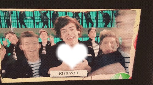 Kiss You - <3 Photo frame effect